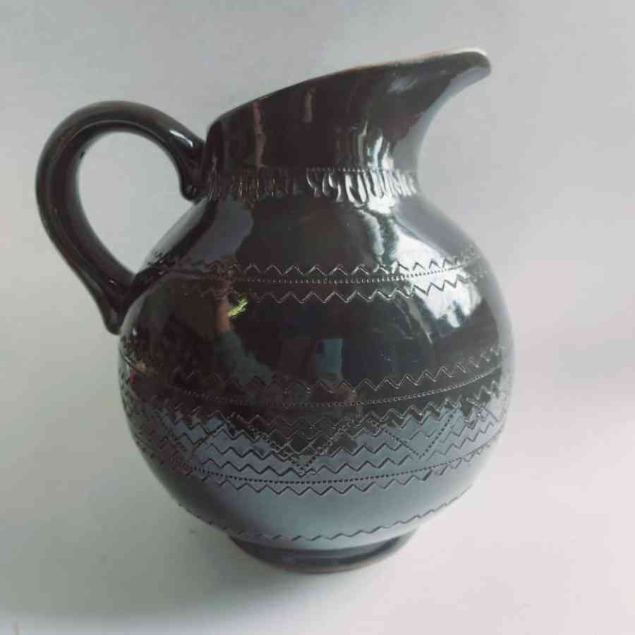 Керамика с черной глазурью (ок.960-1250)